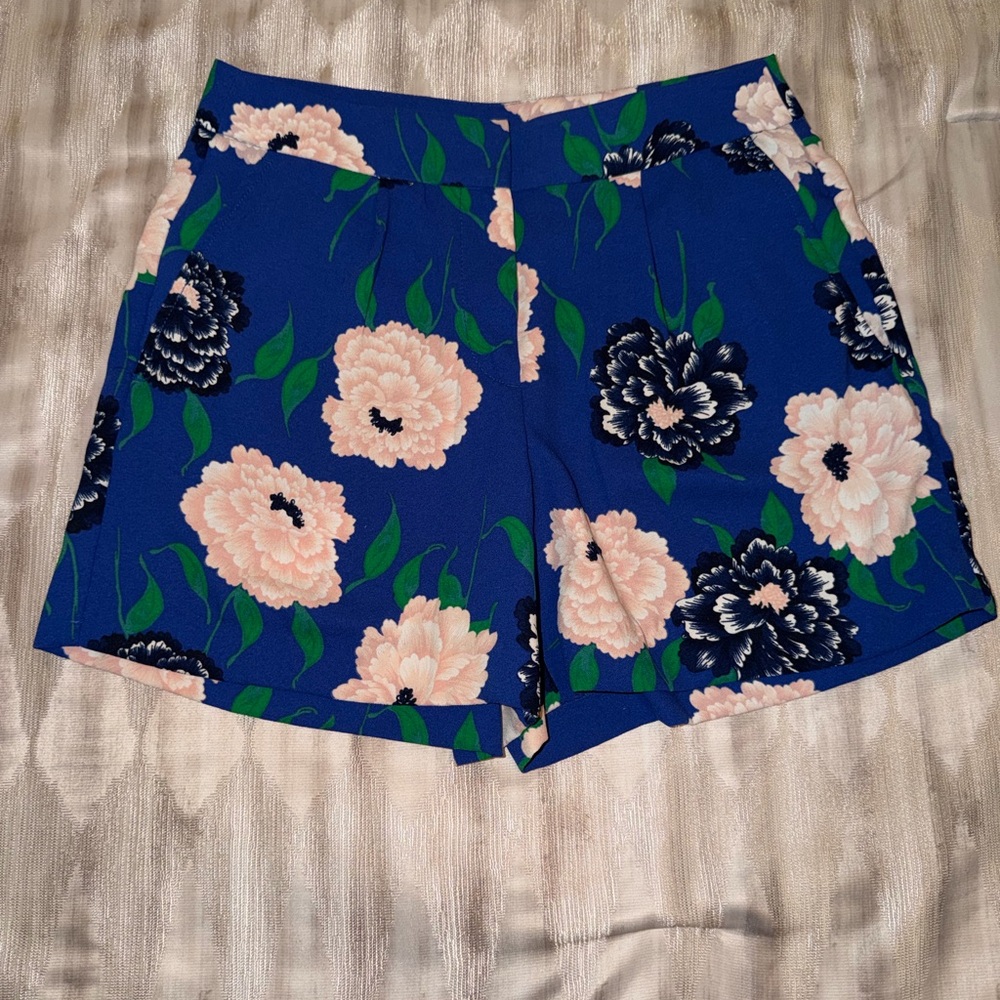 Ann Taylor Blue Floral Women's Shorts